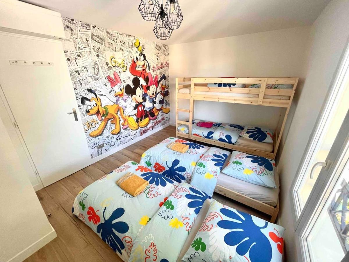 Family Disney House Мани льо Онгр Екстериор снимка